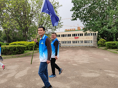 拼搏向前、堅(jiān)韌不拔的歐亞德人！